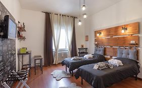 Lodge&Art Hostel